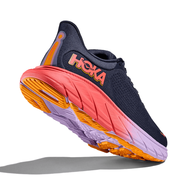 Жіночі кросівки Hoka ARAHI 7