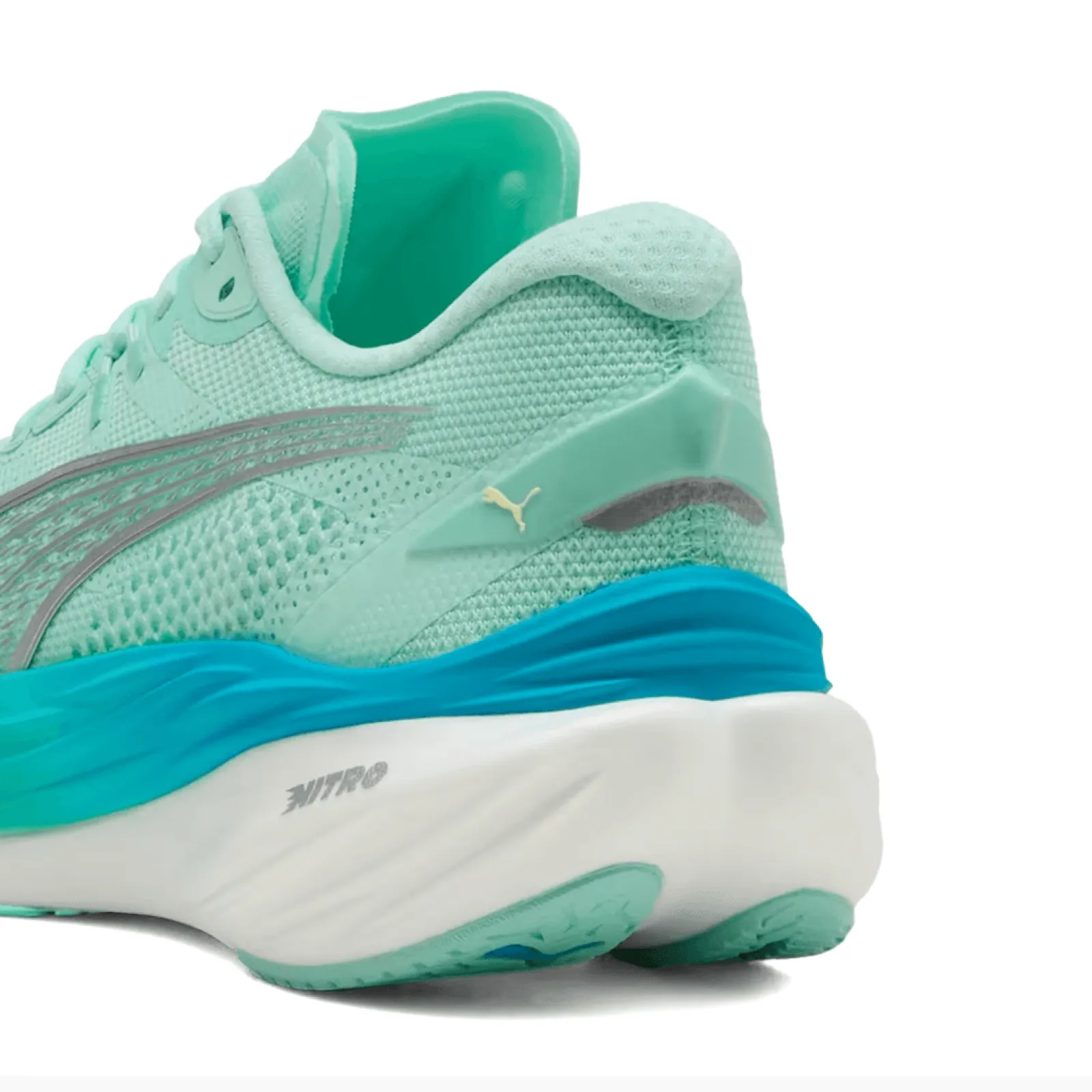 Жіночі кросівки Puma DEVIATE NITRO 3