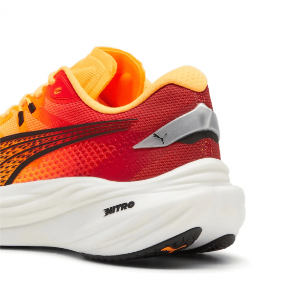 Жіночі кросівки Puma DEVIATE NITRO 3