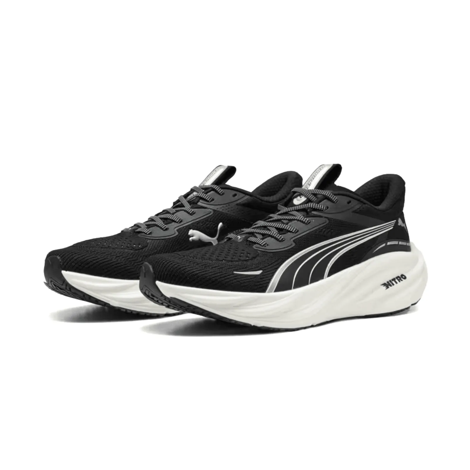 Чоловічі кросівки Puma MAGNIFY NITRO 3