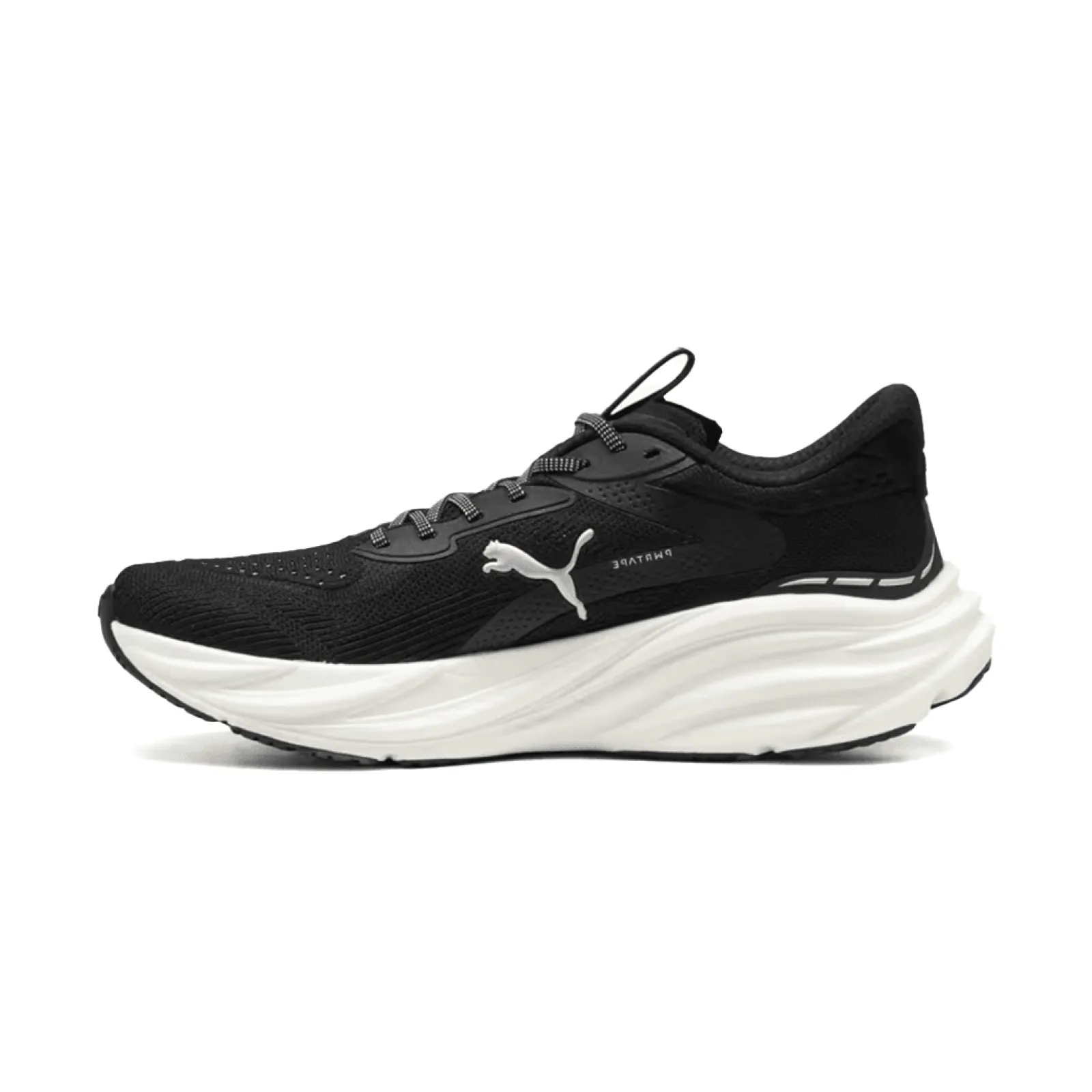 Чоловічі кросівки Puma MAGNIFY NITRO 3