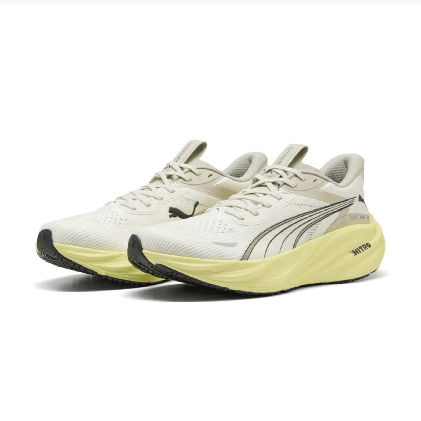 Чоловічі кросівки Puma MAGNIFY NITRO 3