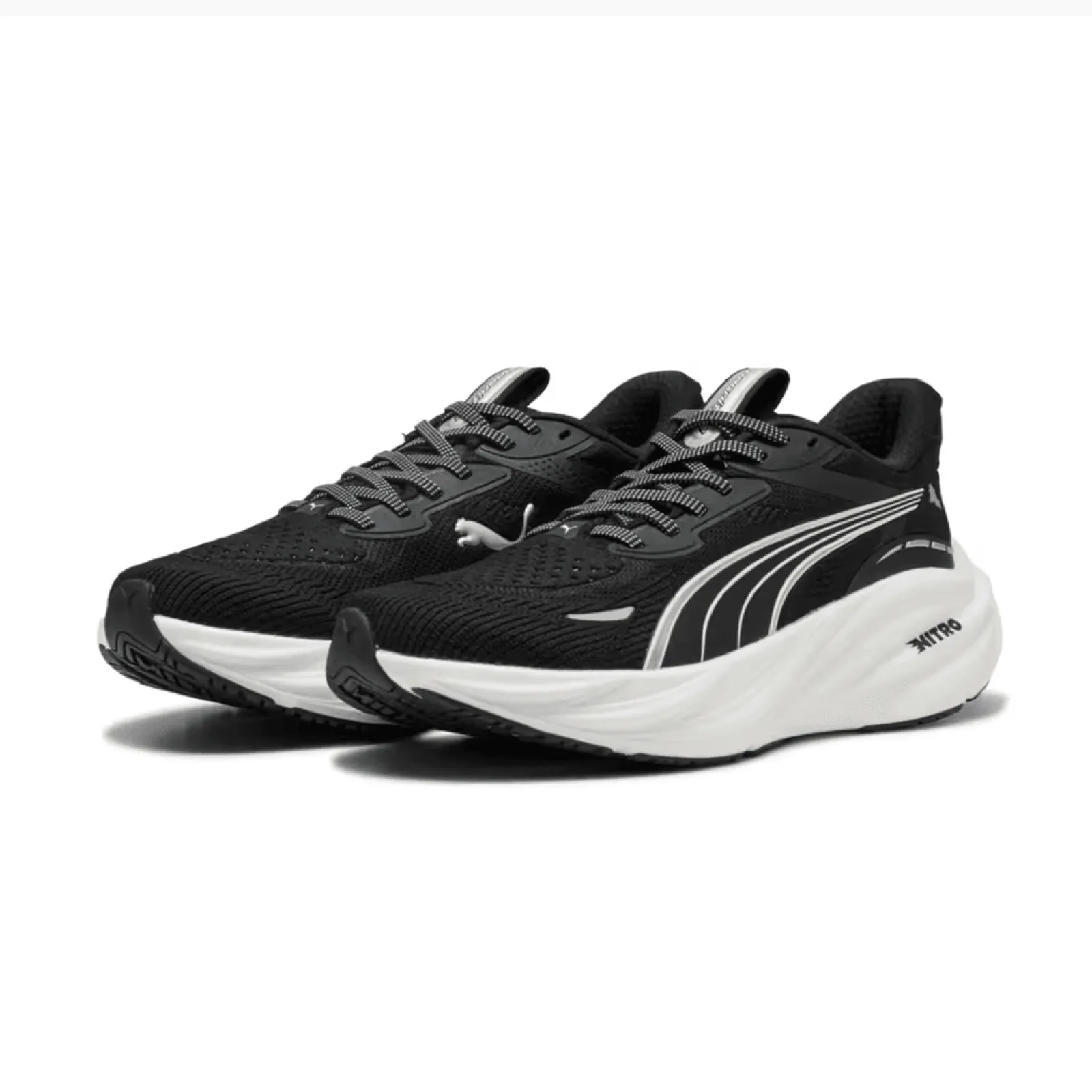 Жіночі кросівки Puma MAGNIFY NITRO 3