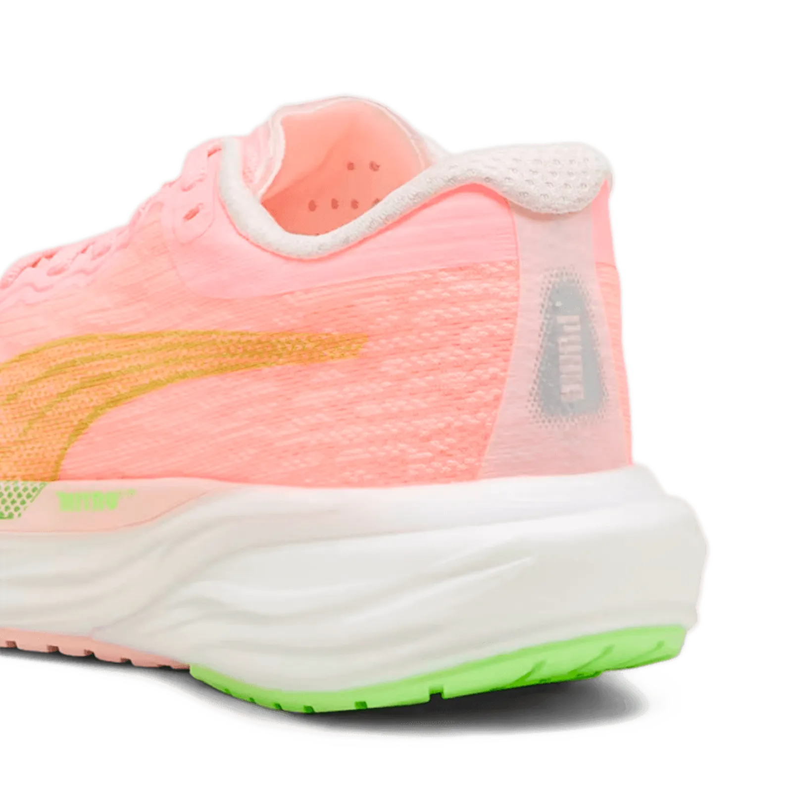 Жіночі кросівки Puma DEVIATE NITRO 2