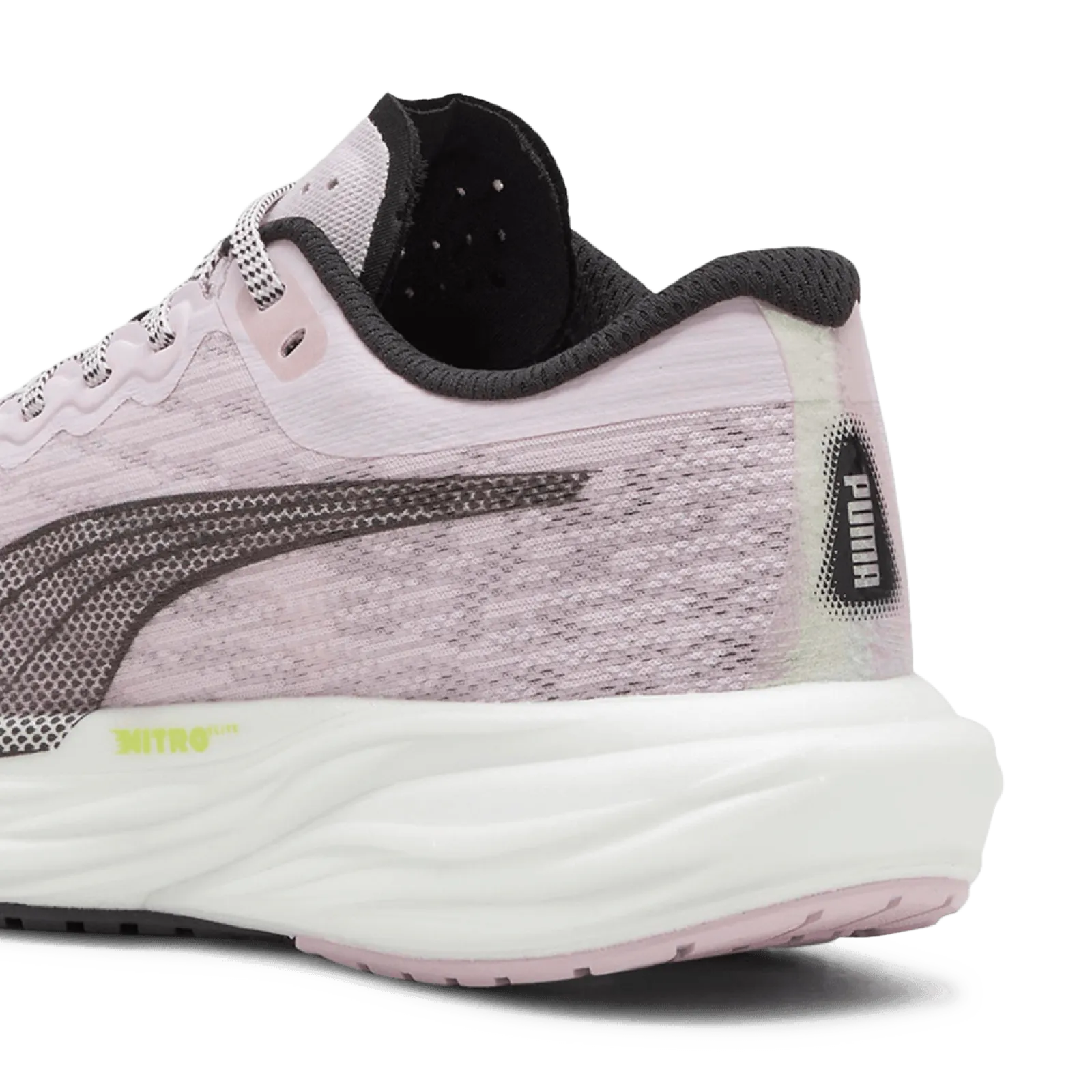 Жіночі кросівки Puma DEVIATE NITRO 2