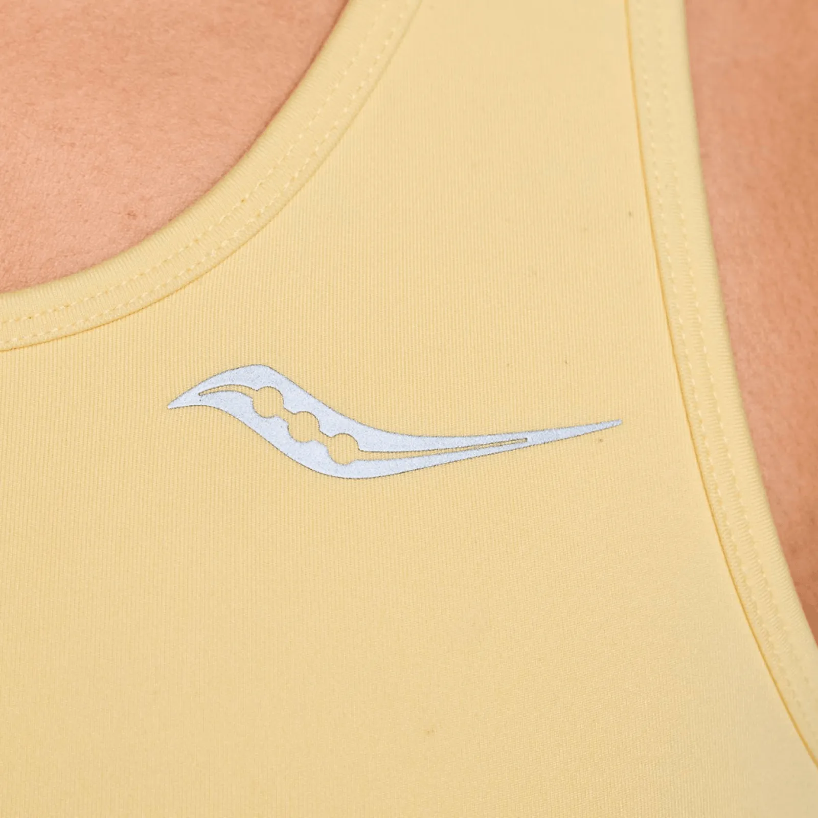 Жіночий топ Saucony FORTIFY BRA