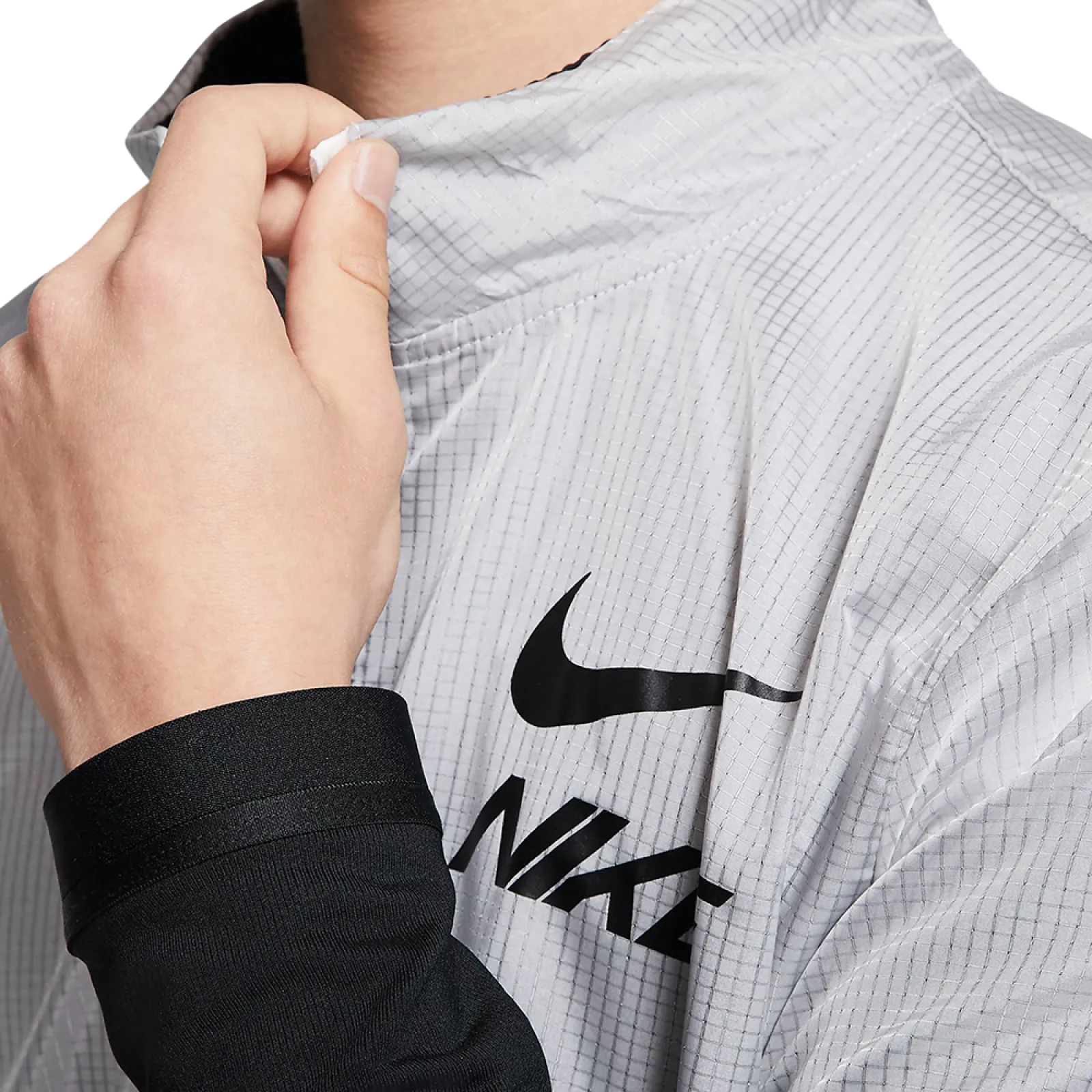 Реглан Nike ELMNT Top HZ Hybrid GX