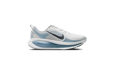 Чоловічі кросівки Nike VOMERO 18