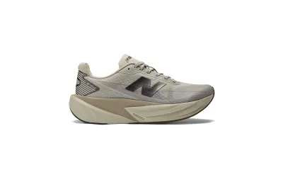 Жіночі кросівки New Balance FUELCELL REBEL V5 Жіночі кросівки New Balance FUELCELL REBEL V5