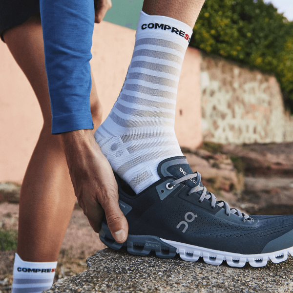 Шкарпетки Compressport PRO RACING SOCKS V4.0 ULTRALIGHT RUN HIGH